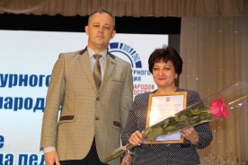 В Волгодонске торжественно закрыли Года культурного наследия народов России и открыли Год педагога и наставника